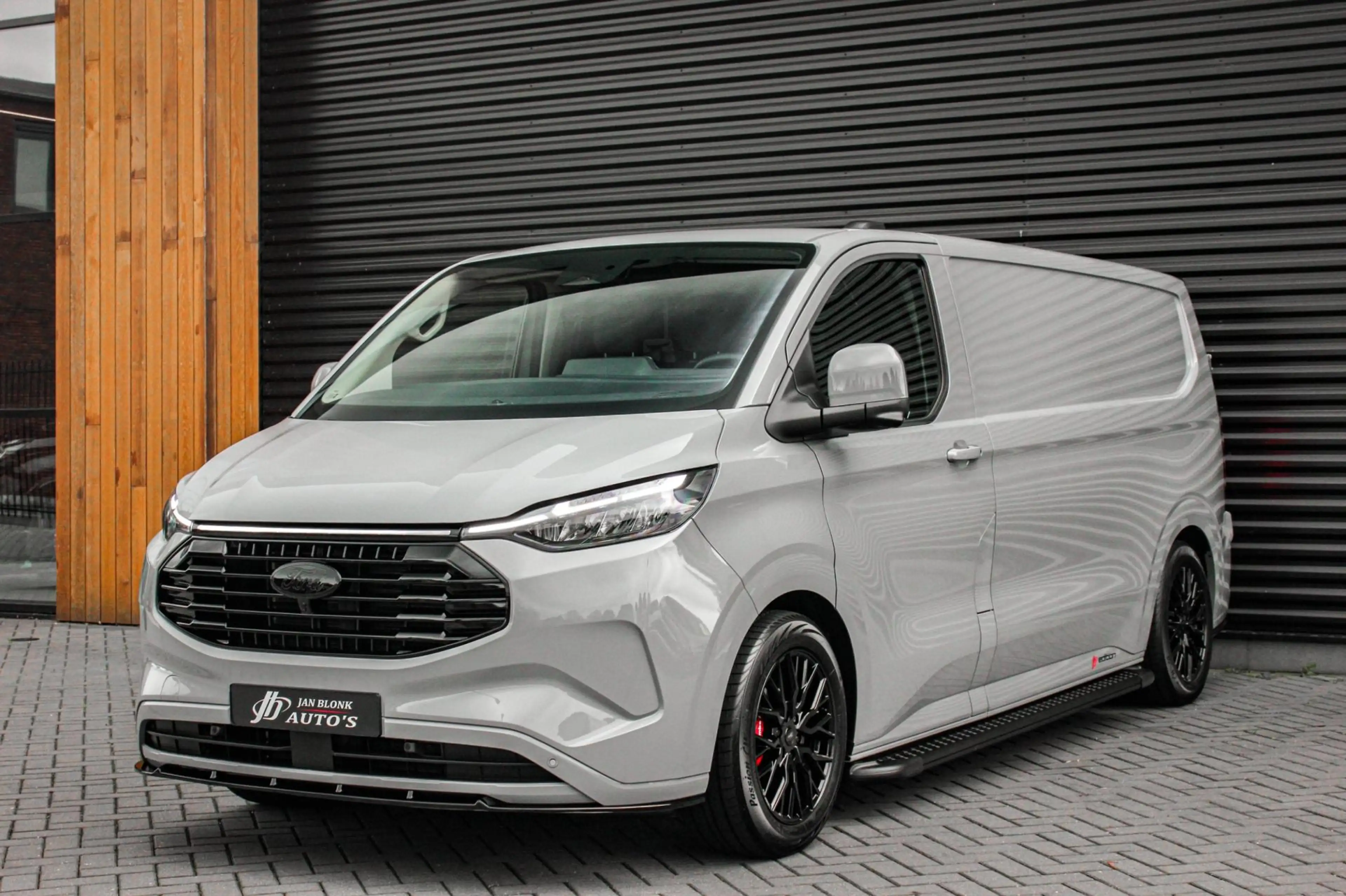 Ford E-Transit Cust. 340 L2H1 Limited 65 kWh 218PK / JB-EDIITON / — photo 6