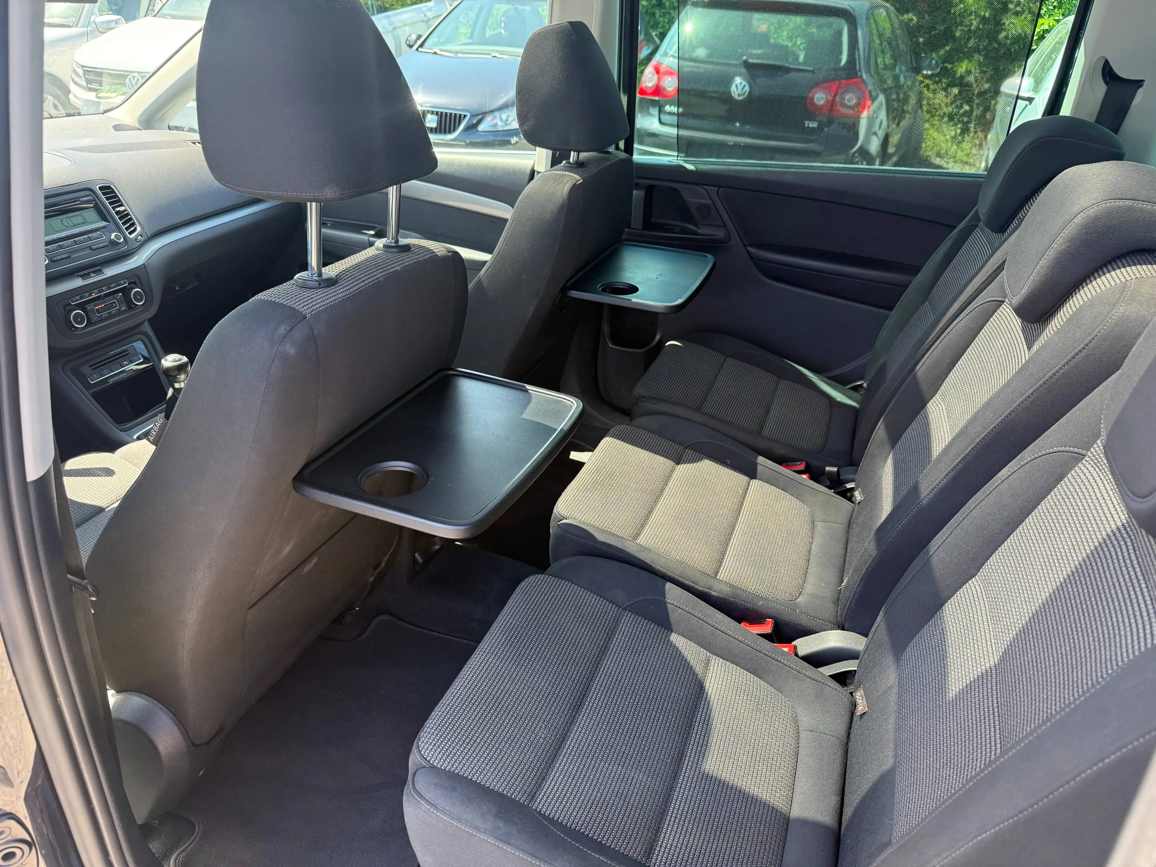 Volkswagen Sharan 2.0 TDI *7 Sitzer* Tüv Neu* ZR+WP Neu — photo 13
