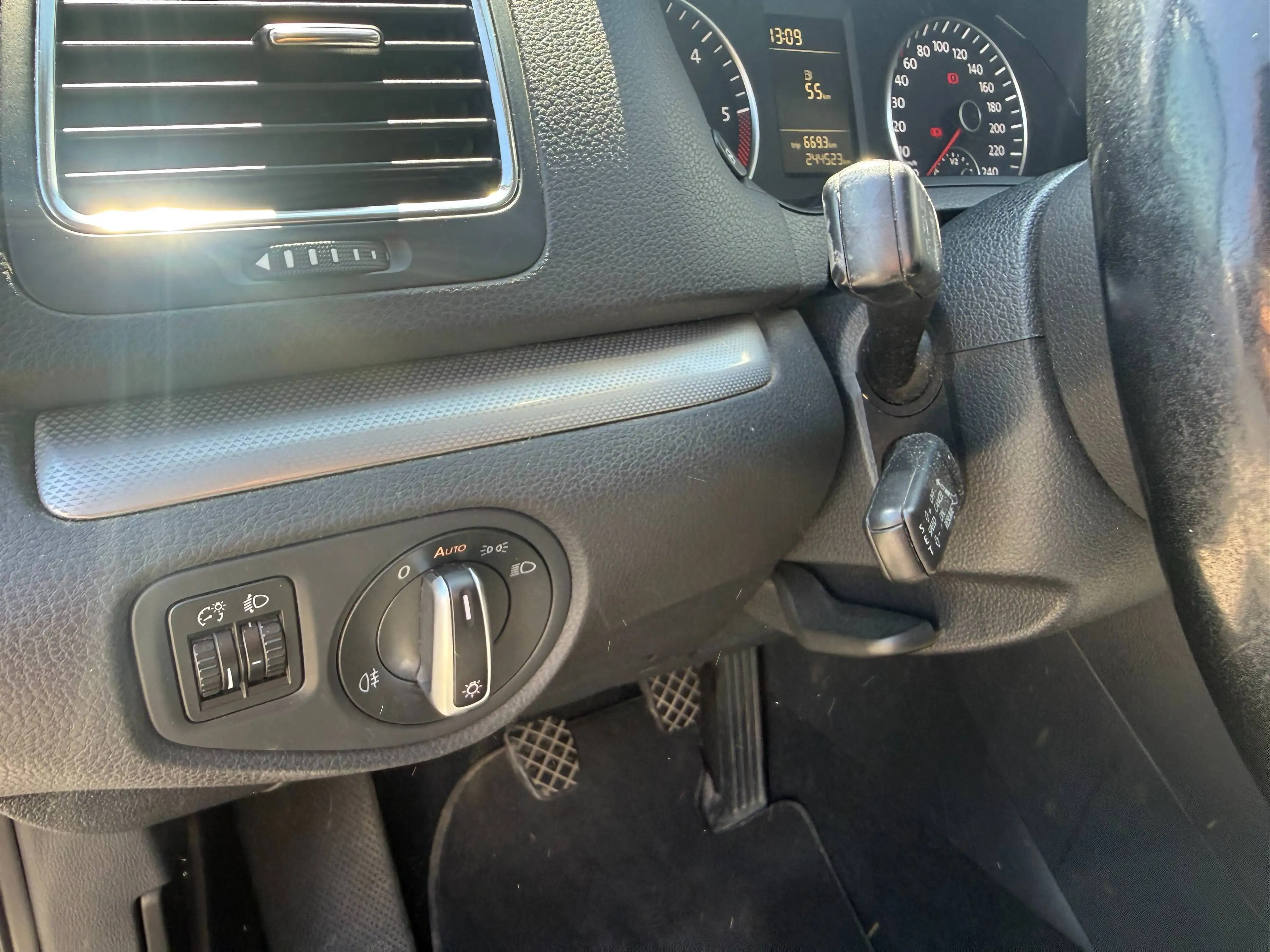 Volkswagen Sharan 2.0 TDI *7 Sitzer* Tüv Neu* ZR+WP Neu — photo 10