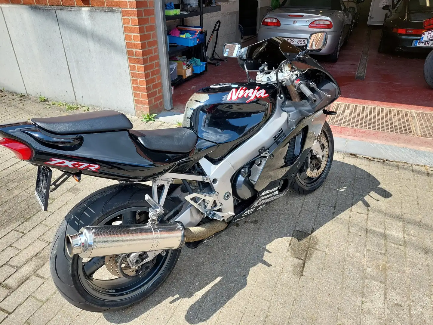 Kawasaki Ninja ZX-7R Zwart - 1