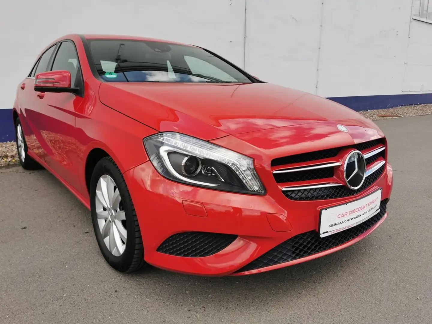 Mercedes-Benz A 180 Style BlueEffi.-ILS-Automatik-Teilleder-Kamera-2.H Rot - 2