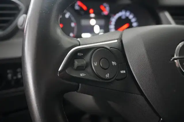Opel Grandland X view 14