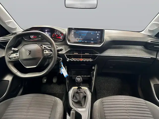 Peugeot 208 view 9