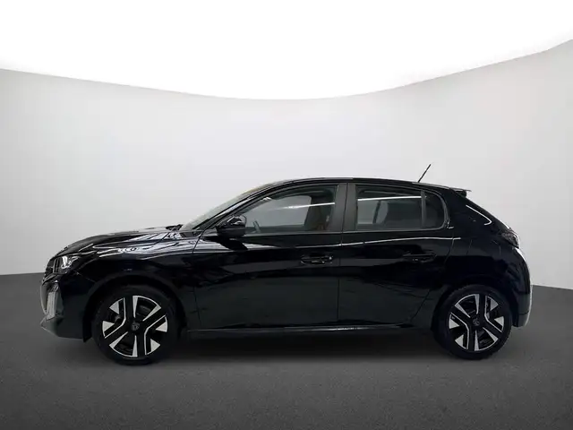 Peugeot 208 view 4