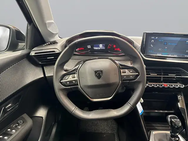 Peugeot 208 view 12