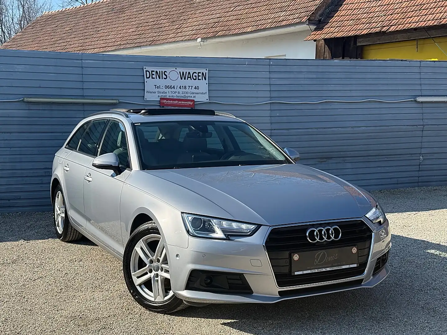 Audi A4 35 TDI Design S-tronic Silber - 2