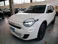 Fiat 600 Hybrid 100 CV DCT MHEV La Prima Blanc - thumbnail 1