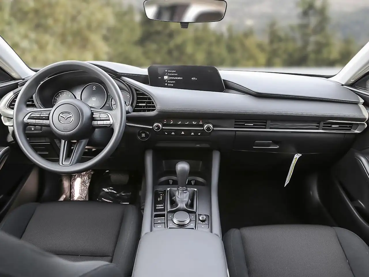 Mazda 3 снимка Mazda 3