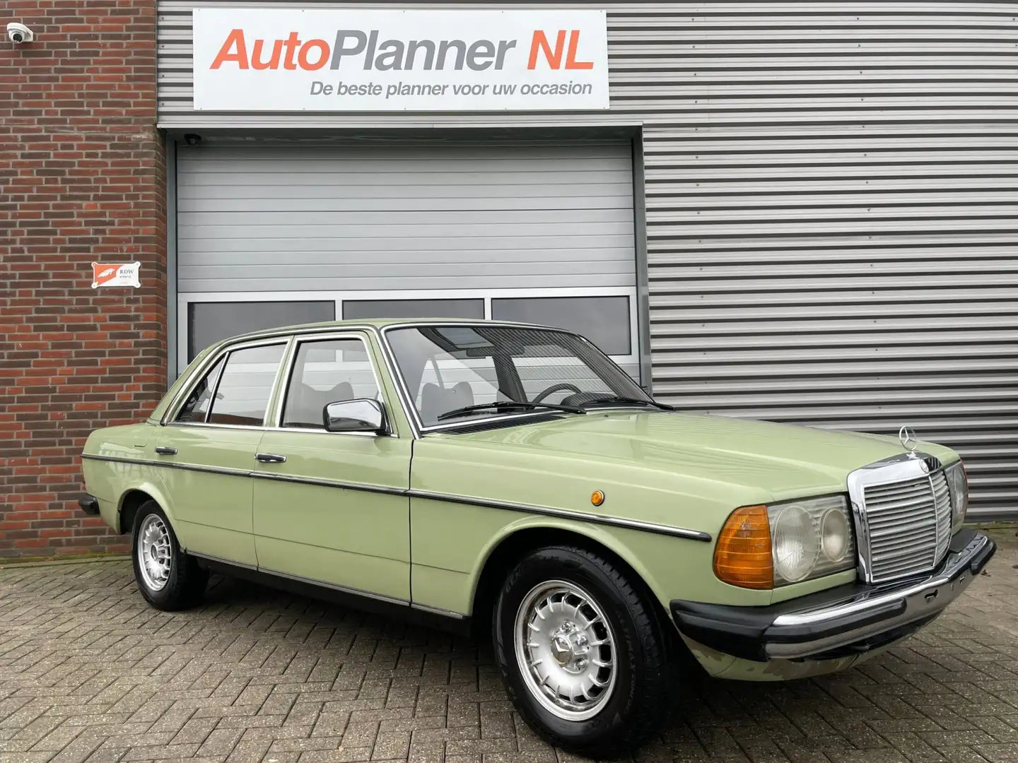 Mercedes-Benz 280 200-280 (W123) 200 D! Belastingvrij! Oldtimer! Verde - 1