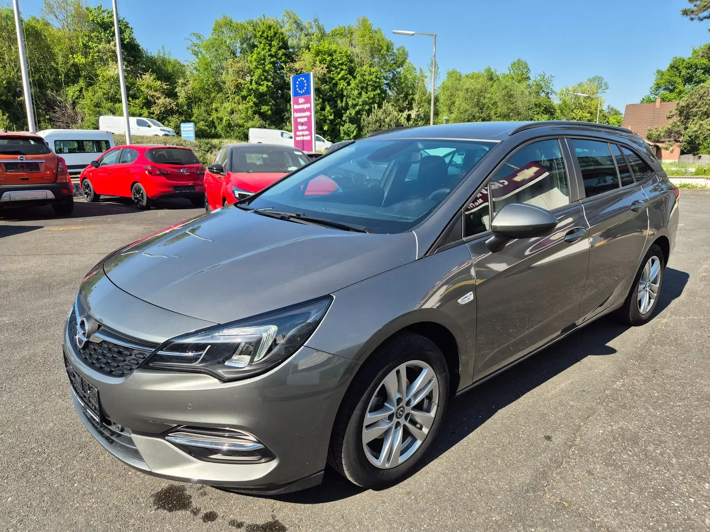 Opel Astra 1.2 Turbo Sports Tourer Edition *Navi/Kamera/SHZ* Grau - 1