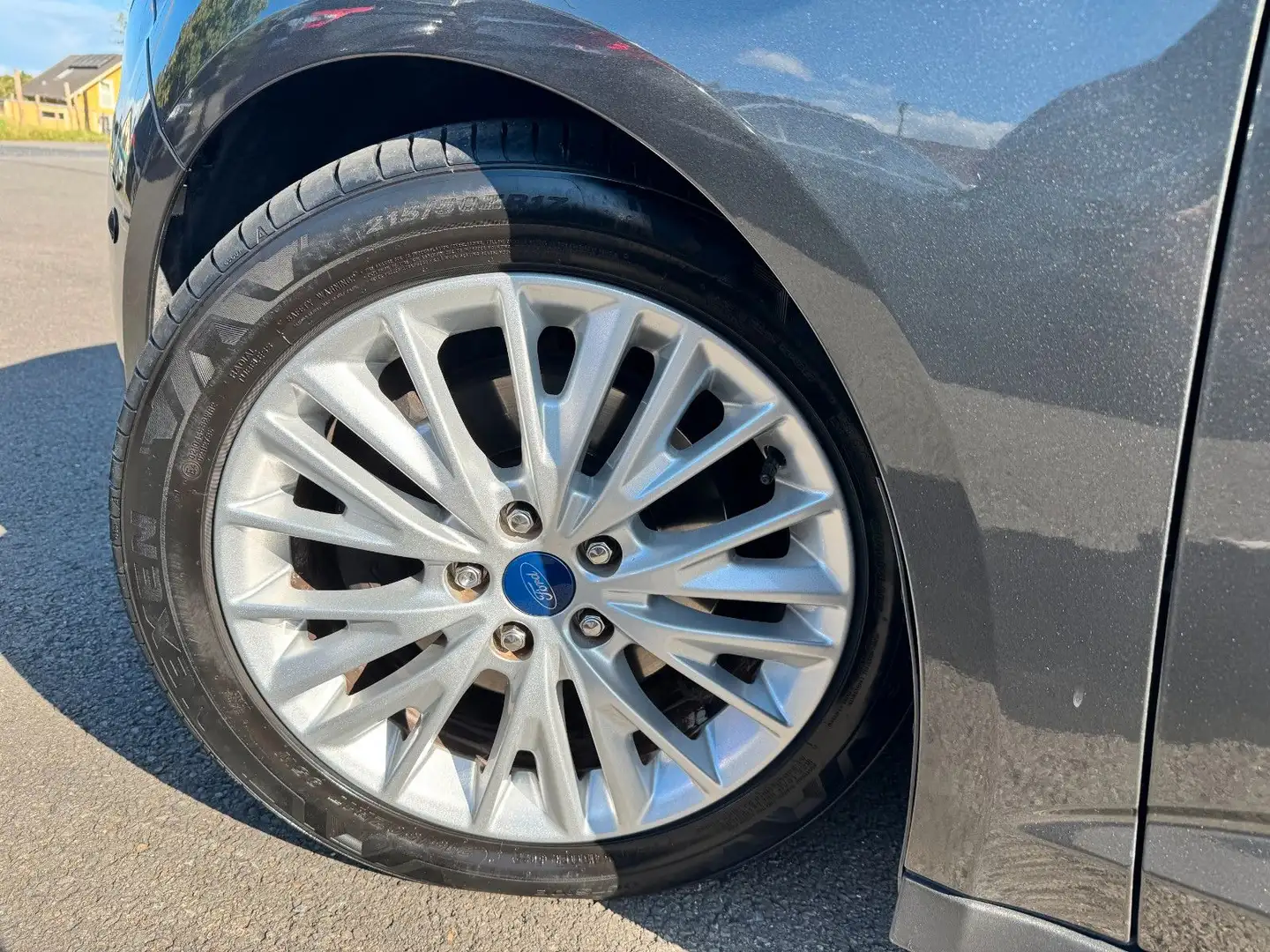 Ford Grand C-Max Titanium*AUTOMATIK*CAM*AHK* Gris - 2