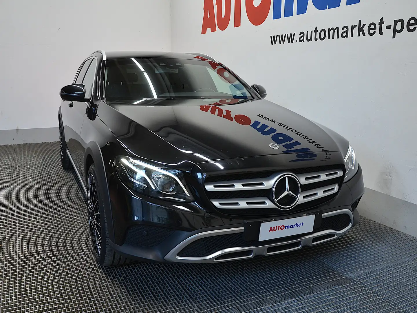 Mercedes-Benz E 220 d SW All-Terrain  Premium 4matic auto Noir - 2