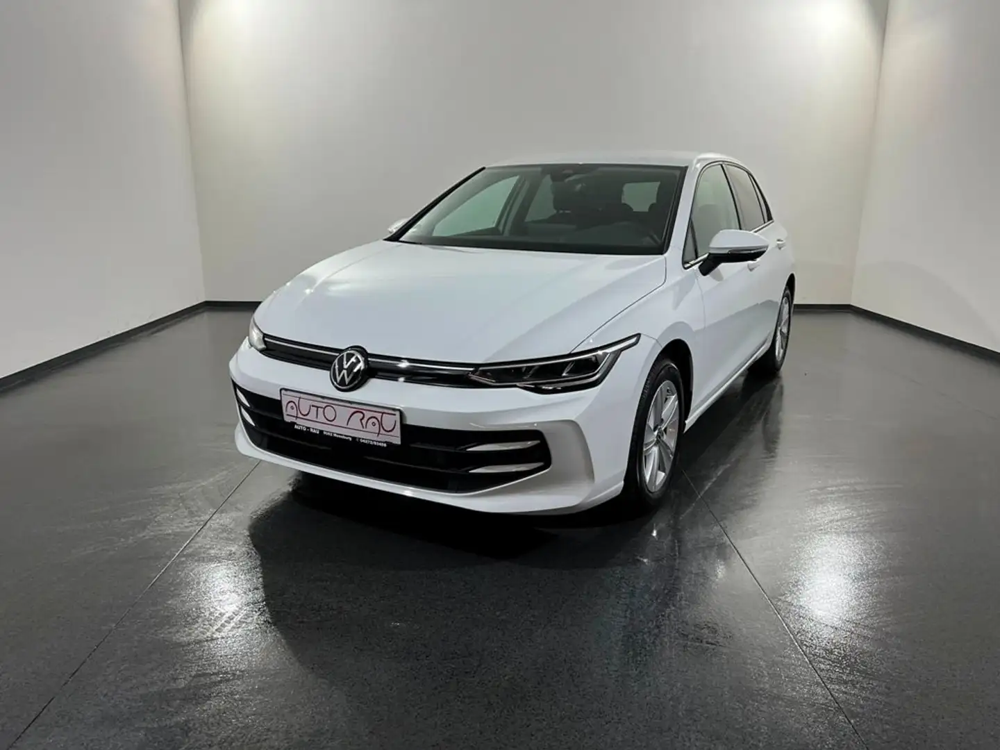 Volkswagen Golf 8 Lim. 1.5 TSI Life *LED*ACC*APP-CON* Weiß - 2