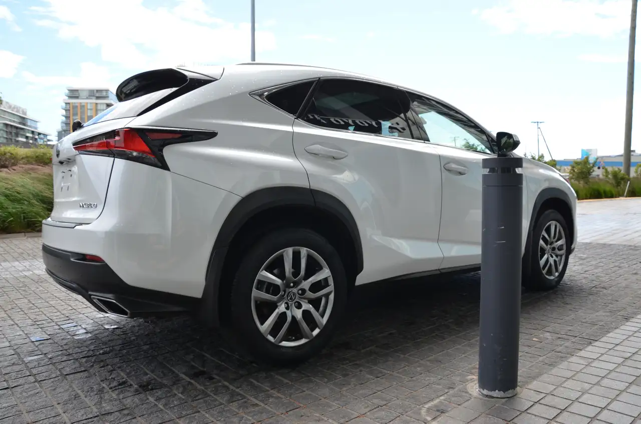 Lexus NX photo Lexus NX