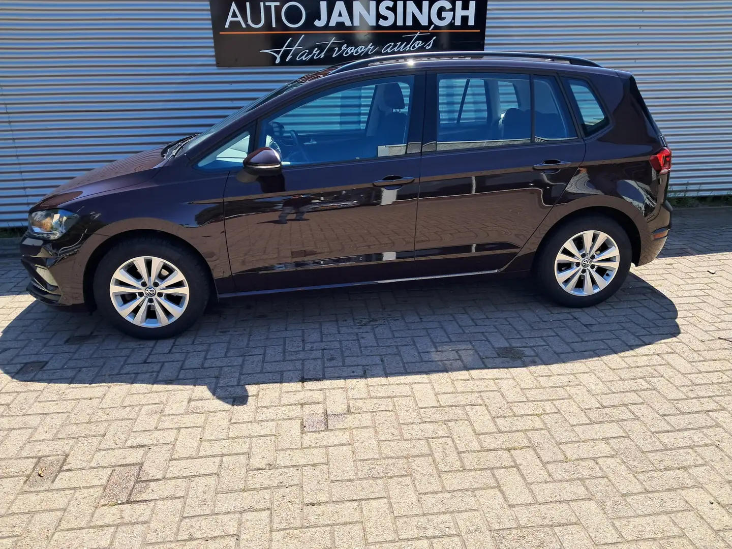 Volkswagen Golf Sportsvan 1.0 TSI Comfortline Automaat! | Clima | Cruise | L Rood - 2