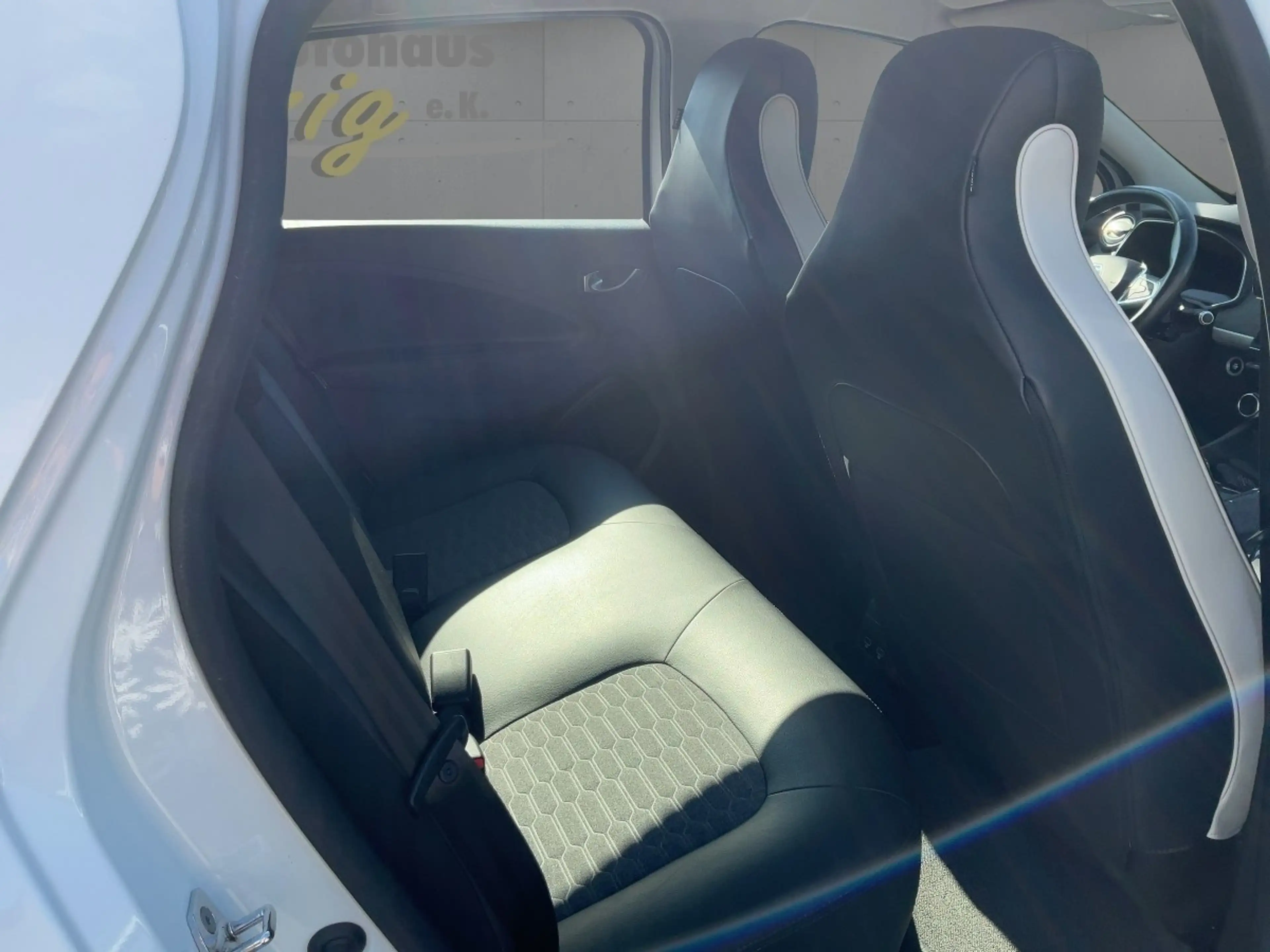 Renault ZOE E-Tech 100% el. EXPERIENCE — photo 8
