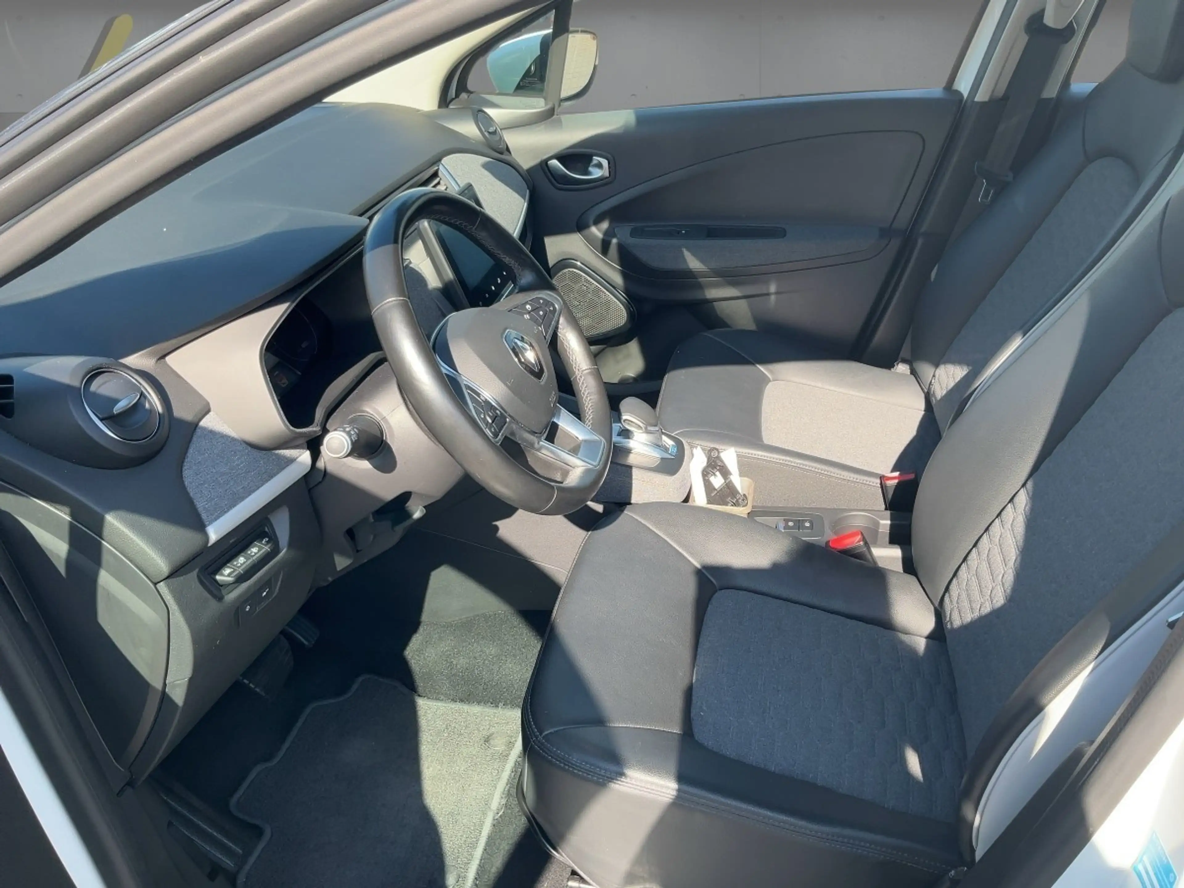 Renault ZOE E-Tech 100% el. EXPERIENCE — photo 12