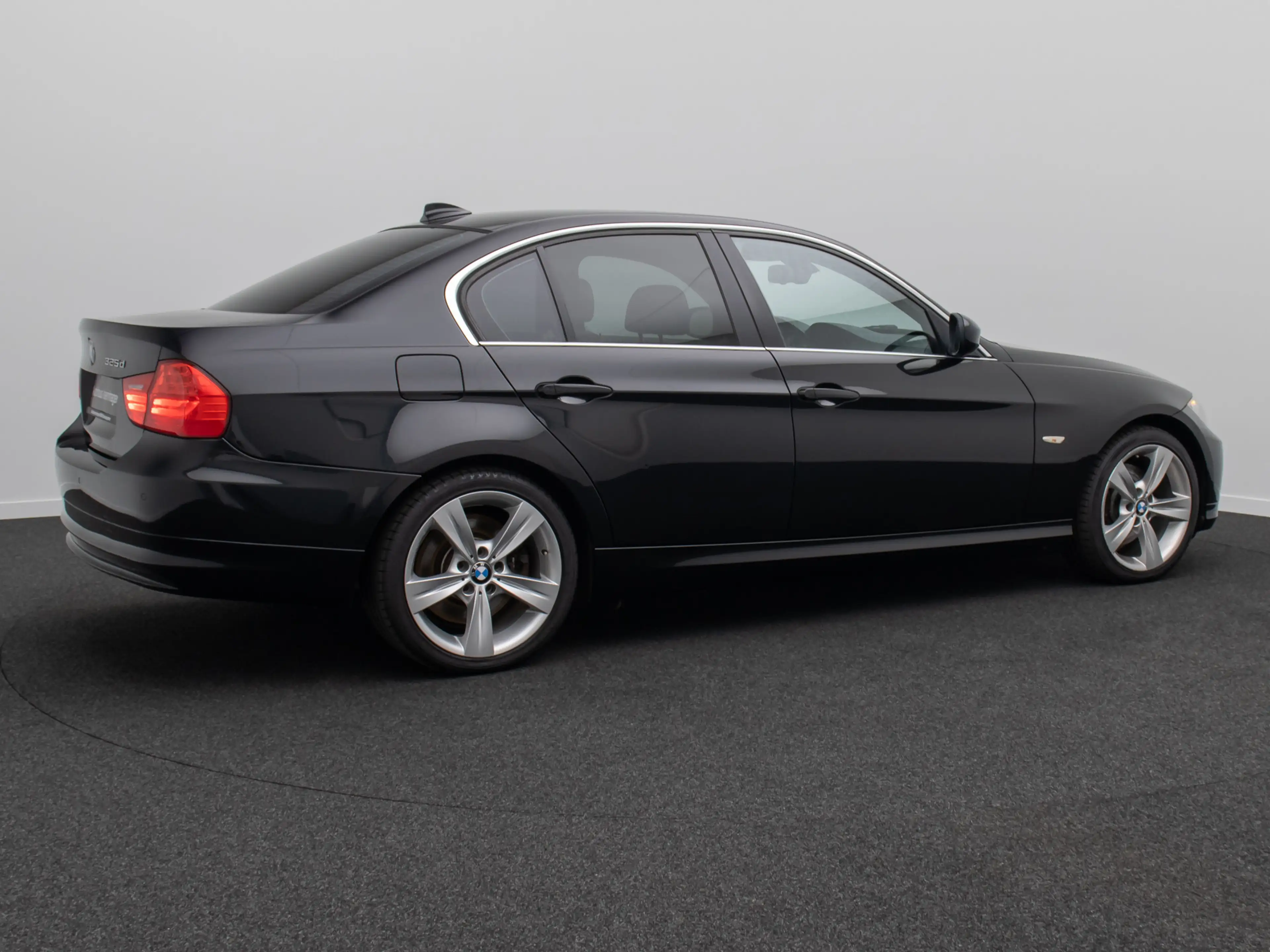 BMW 325 GeschwindigReg Xenon PDC Alarm HiFi Leder — photo 6