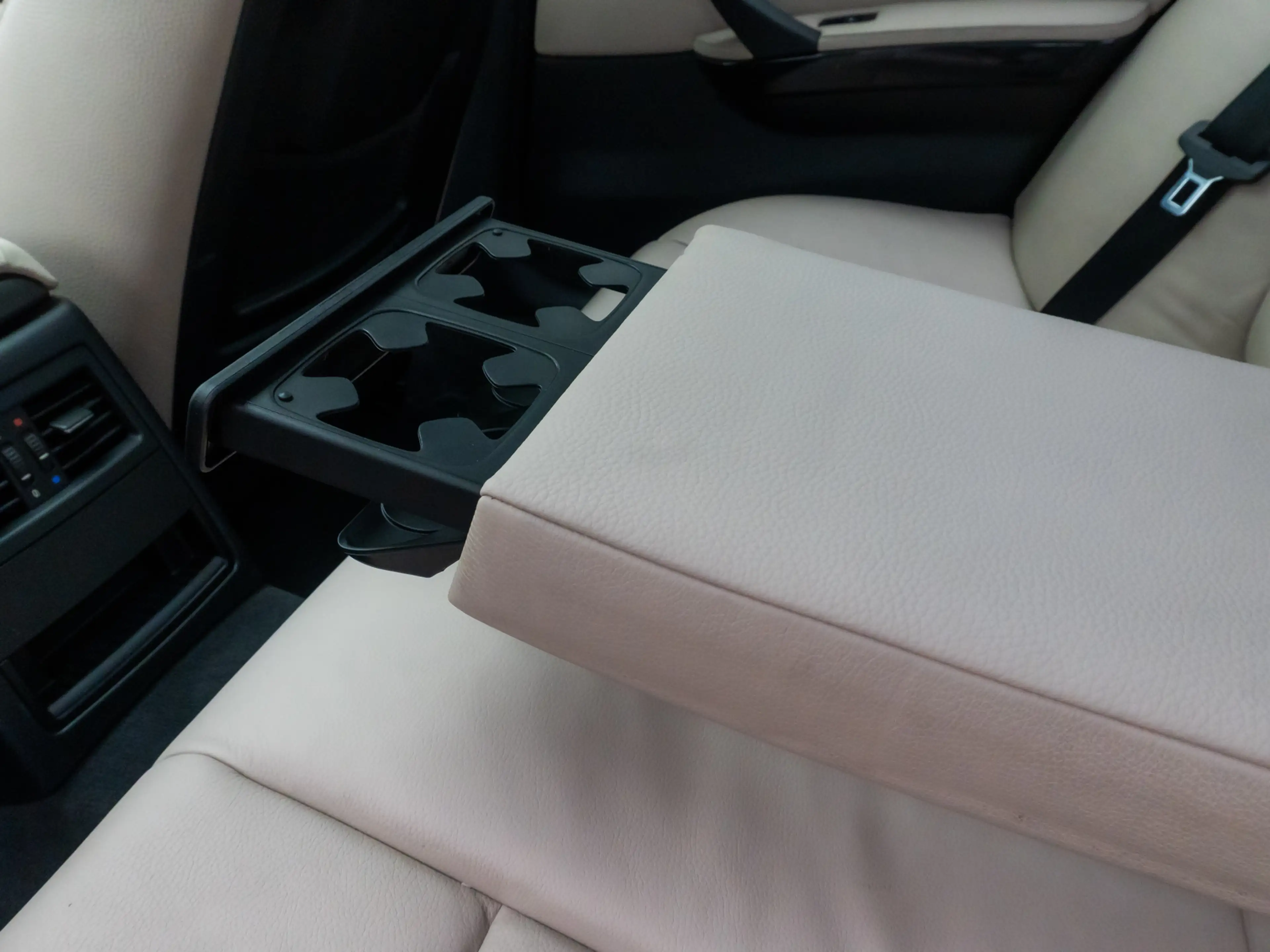 BMW 325 GeschwindigReg Xenon PDC Alarm HiFi Leder — photo 33