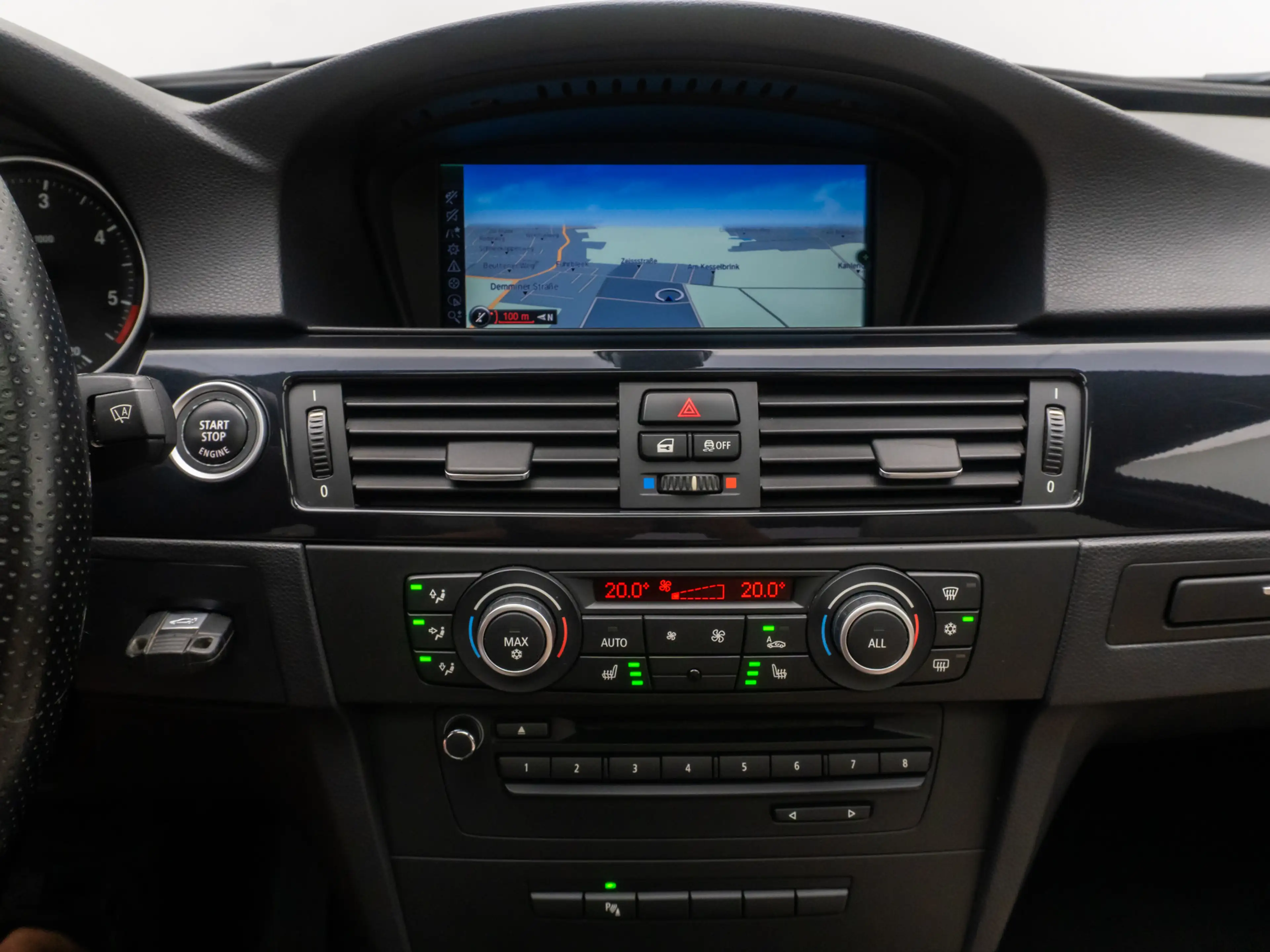 BMW 325 GeschwindigReg Xenon PDC Alarm HiFi Leder — photo 27