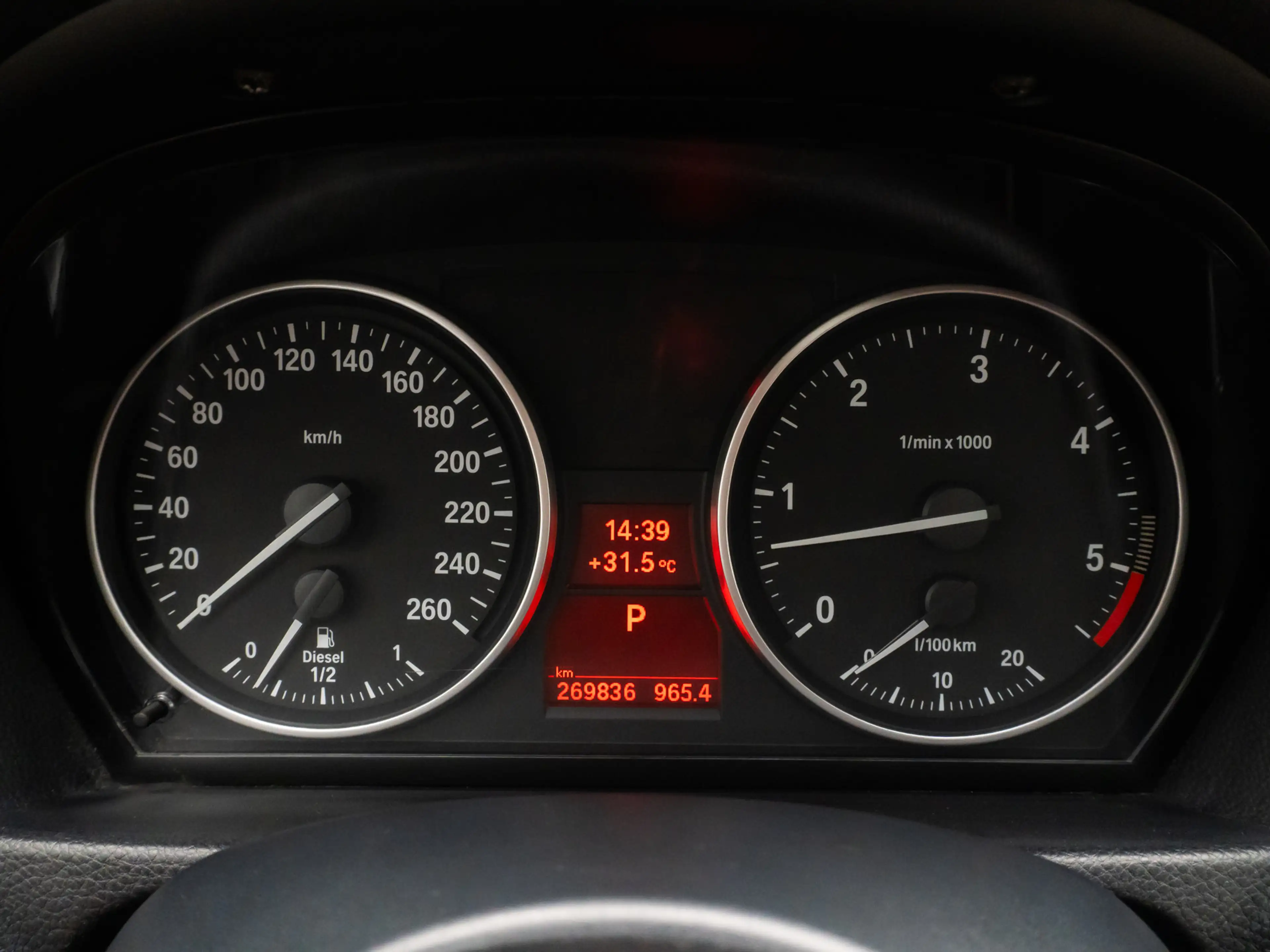 BMW 325 GeschwindigReg Xenon PDC Alarm HiFi Leder — photo 26