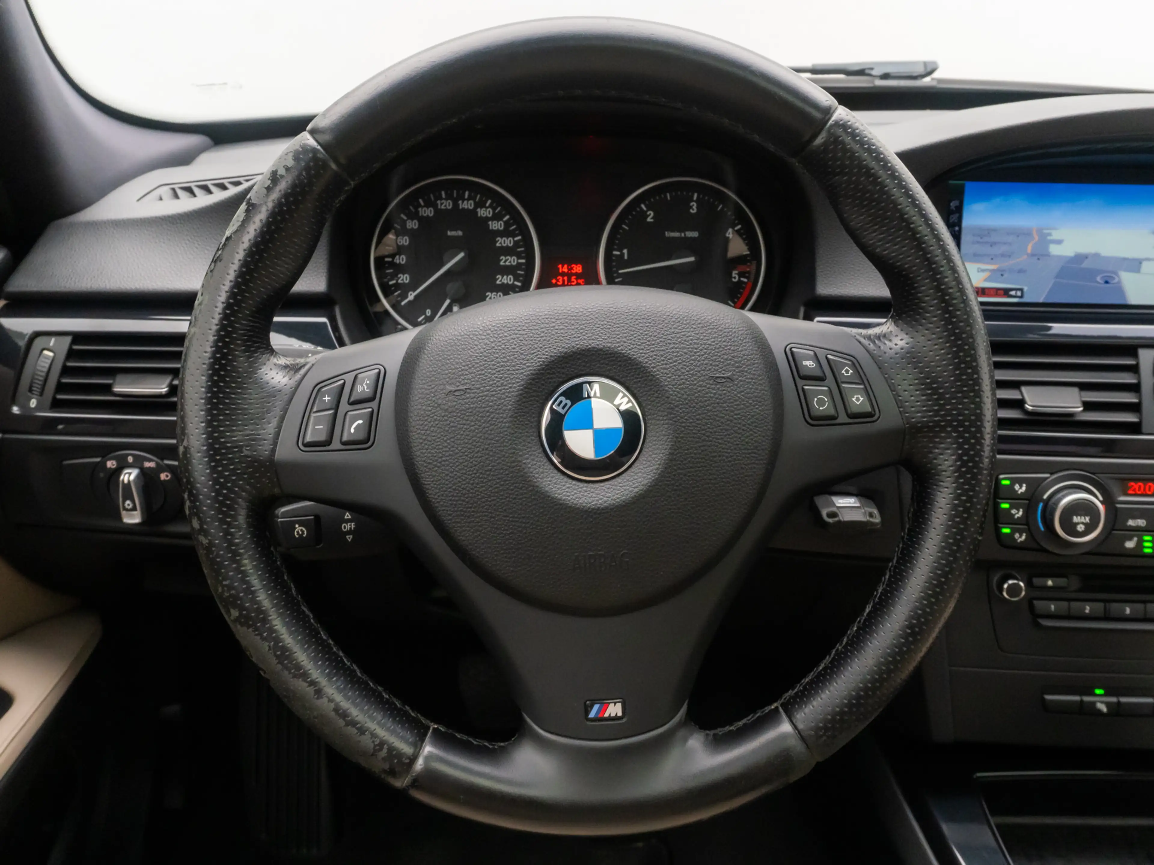 BMW 325 GeschwindigReg Xenon PDC Alarm HiFi Leder — photo 25