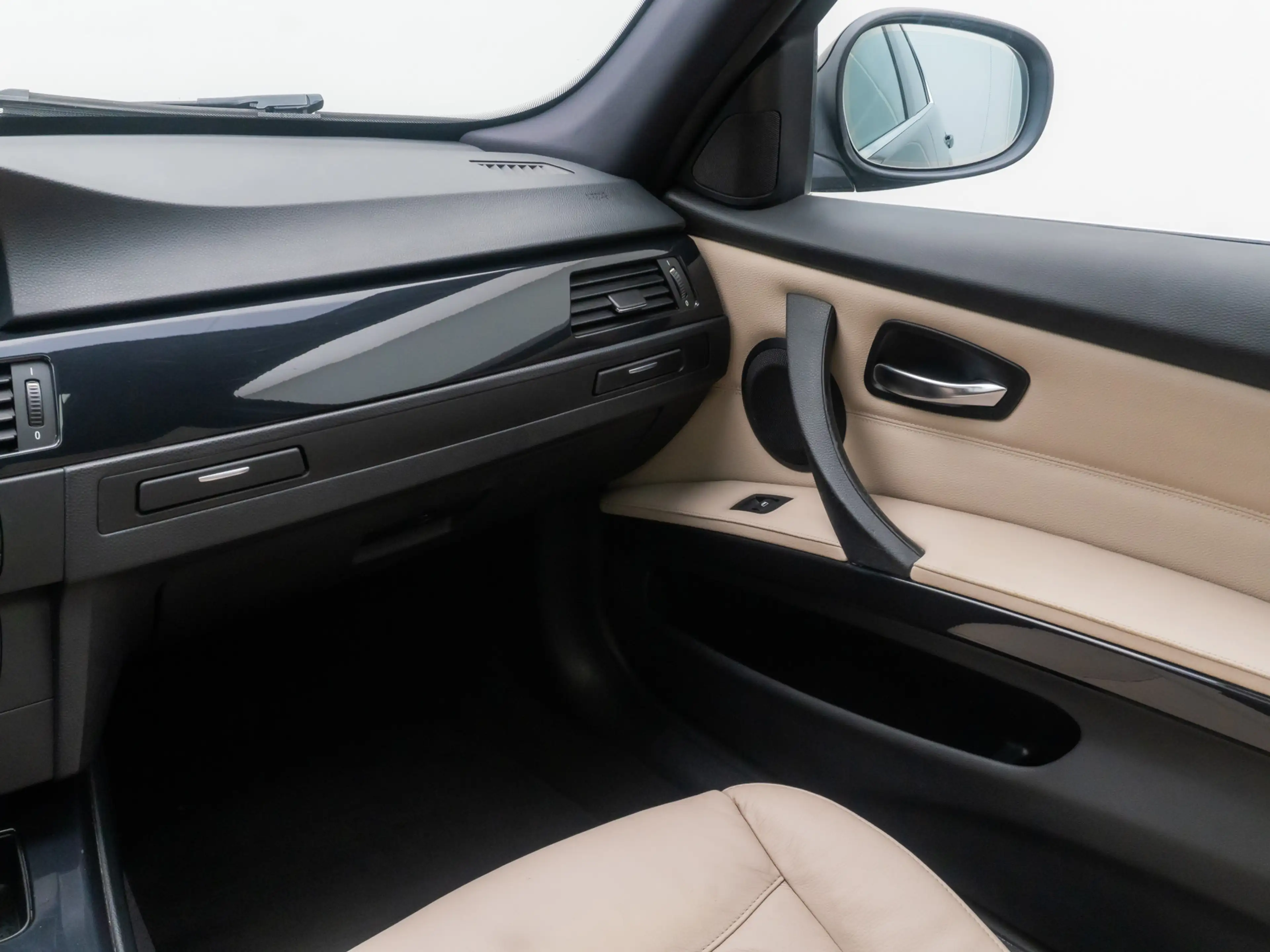 BMW 325 GeschwindigReg Xenon PDC Alarm HiFi Leder — photo 30