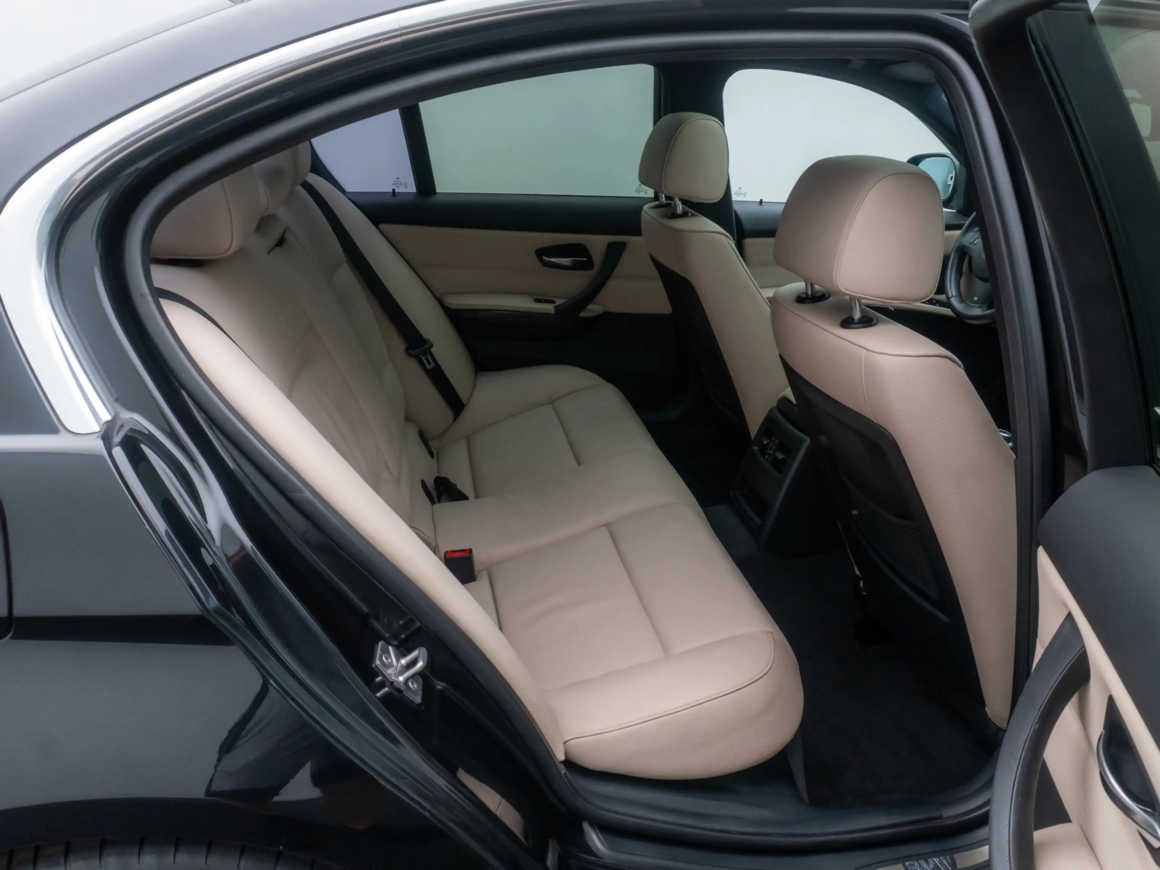BMW 325 GeschwindigReg Xenon PDC Alarm HiFi Leder — photo 35