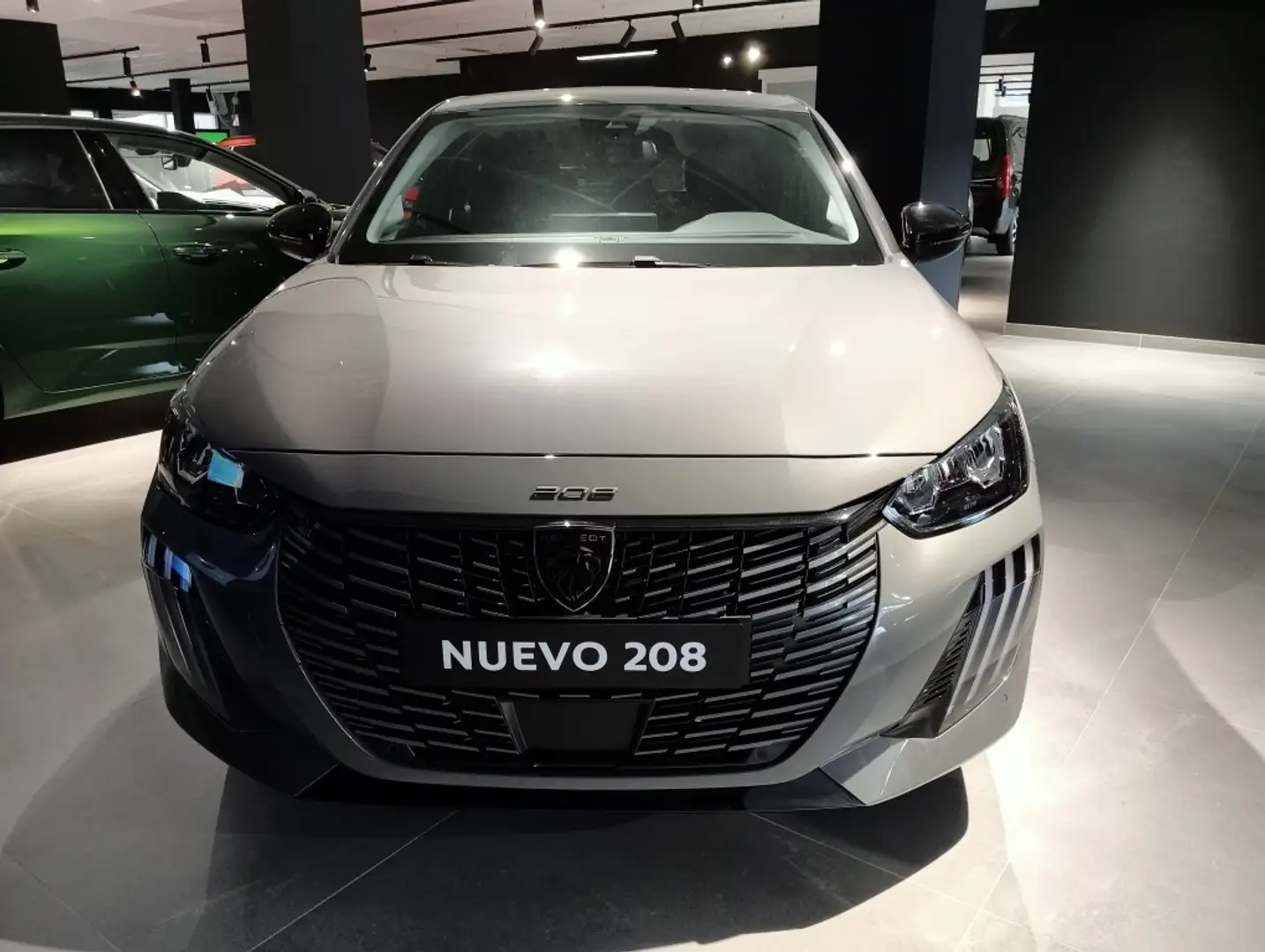 Peugeot 208 1.2 Hybrid Style e-DCS6 100 Gris - 2