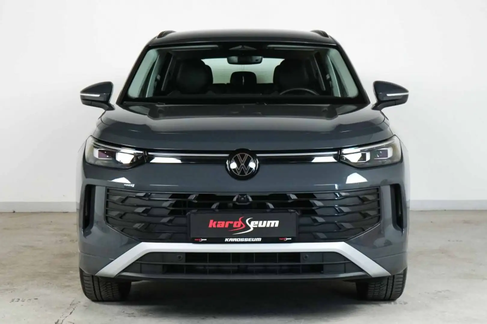 Volkswagen Tayron 1.5 eTSI Life | PREMIUM SUV | 7-Sitze | AHK Grau - 2