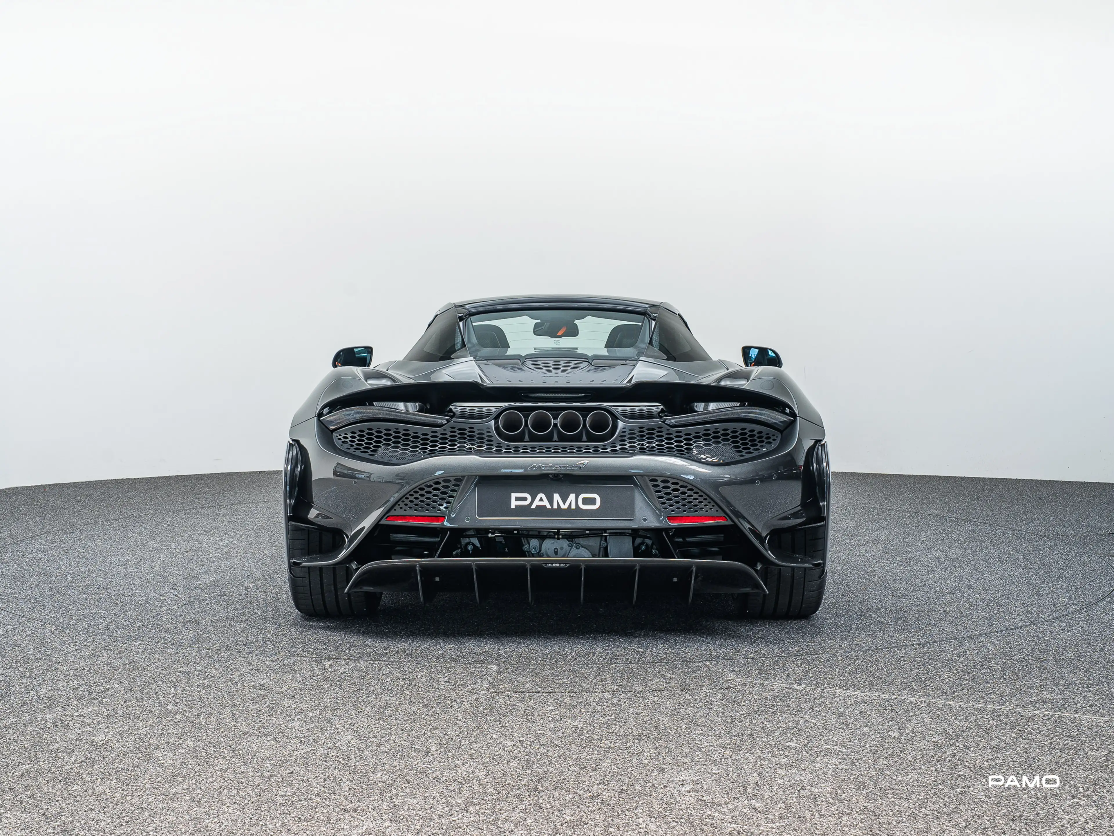McLaren 765LT Spider McLaren 765LT Spider | Lift, B&W, Warranty — photo 7