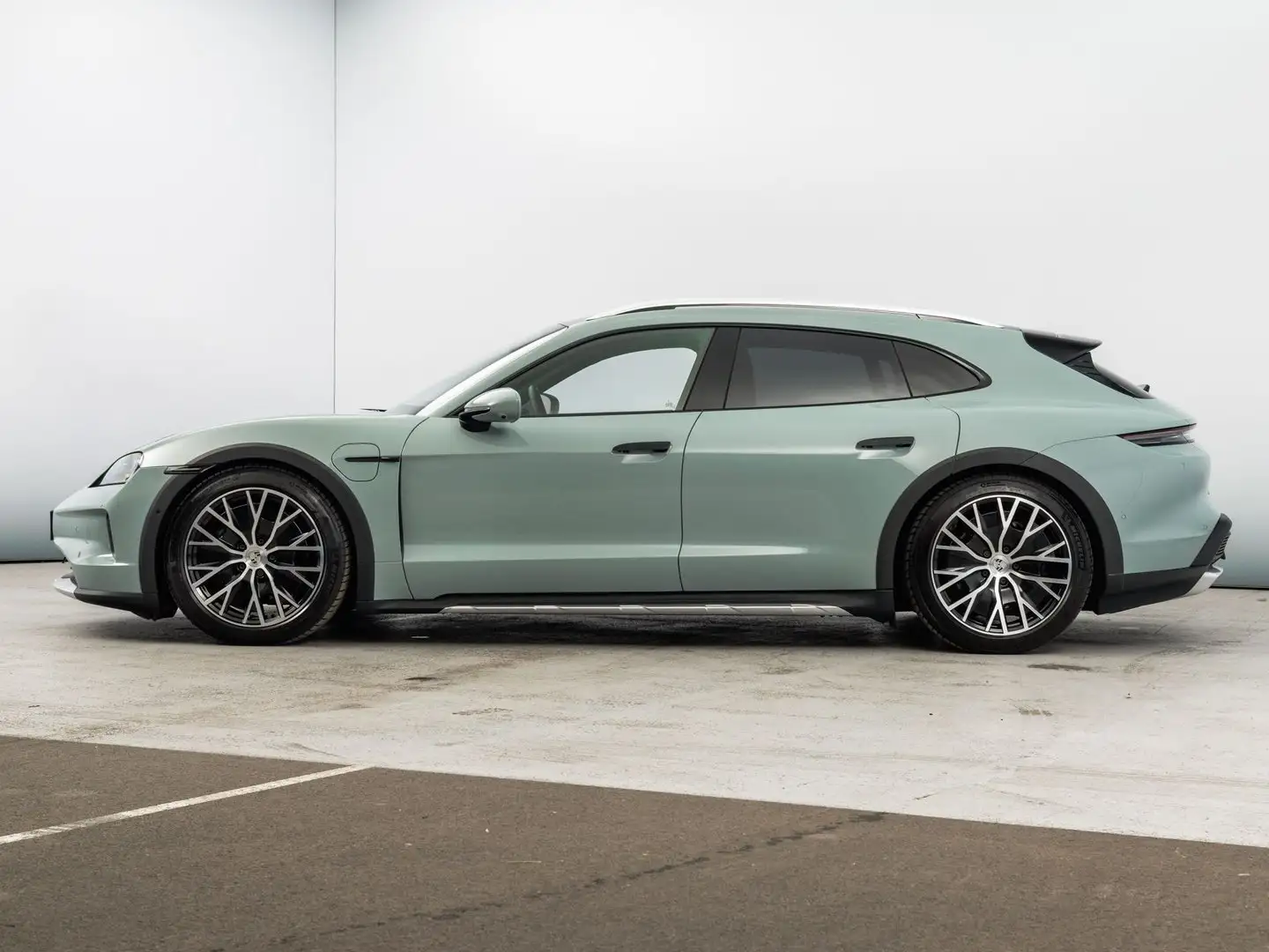Porsche Taycan 4 Cross Turismo Grün - 2