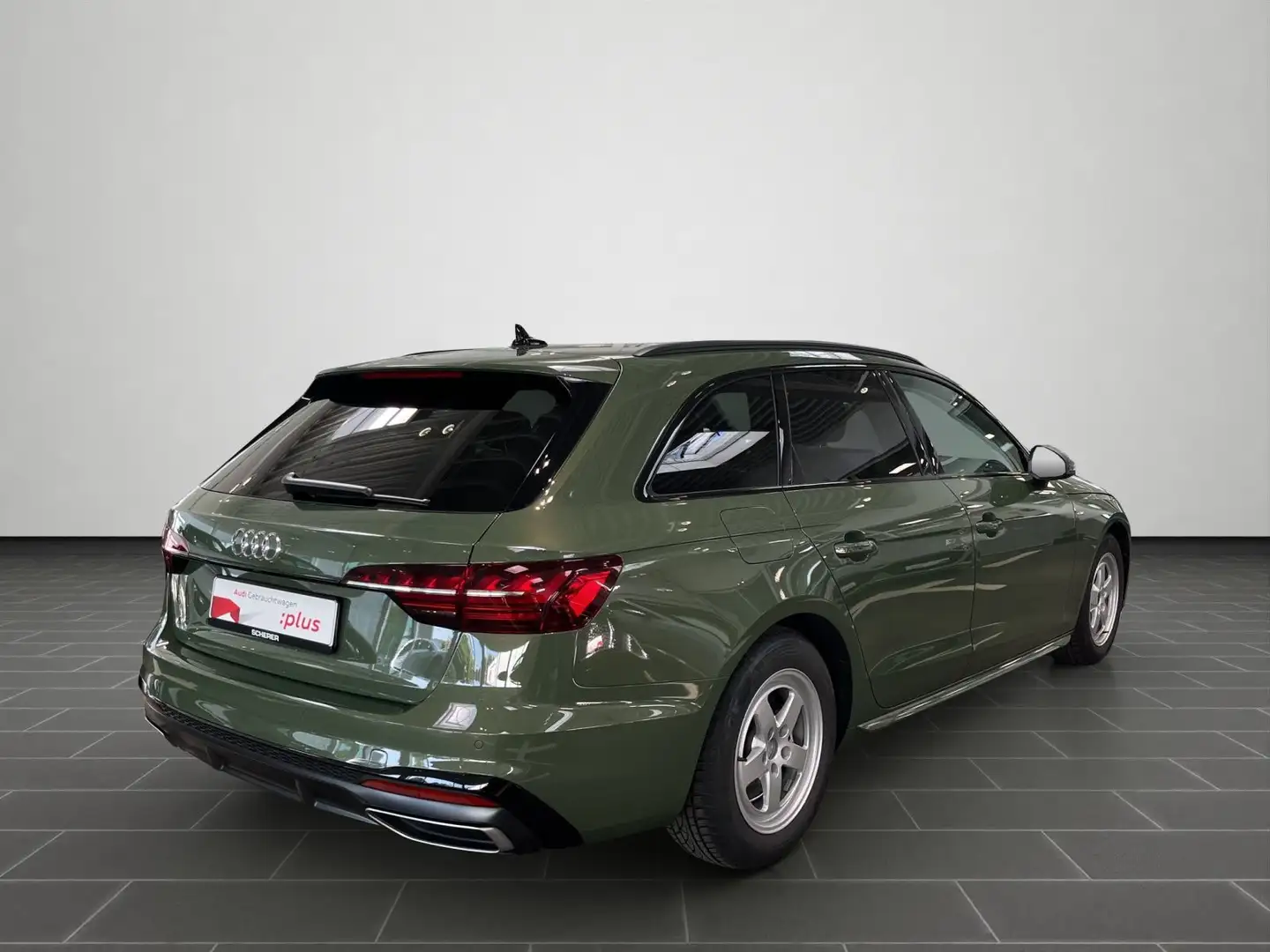 Audi A4 S line 30 TDI 100(136) kW(PS) S tronic Grün - 2
