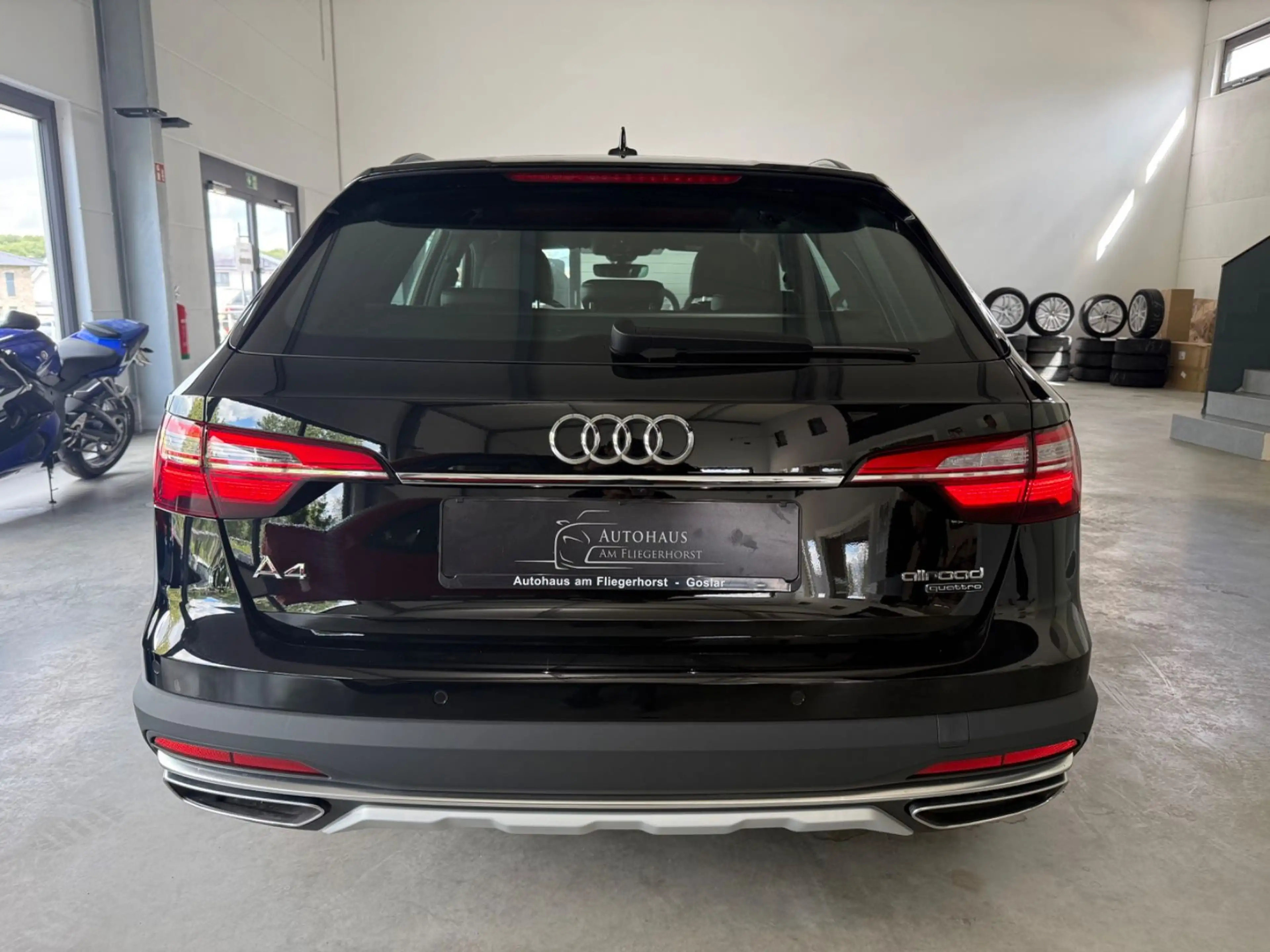 Audi A4 allroad quattro 40 TDI LED/Temp/360/SHZ/Navi — photo 6