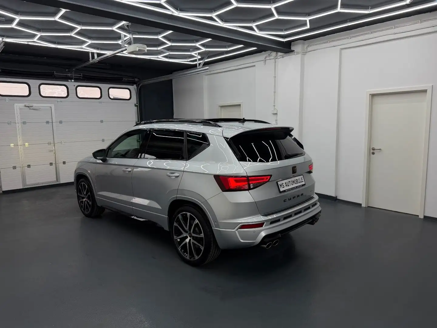 CUPRA Ateca Basis 4Drive*REFLEXSILVER*PANO*360°KAM*AHK Silber - 2
