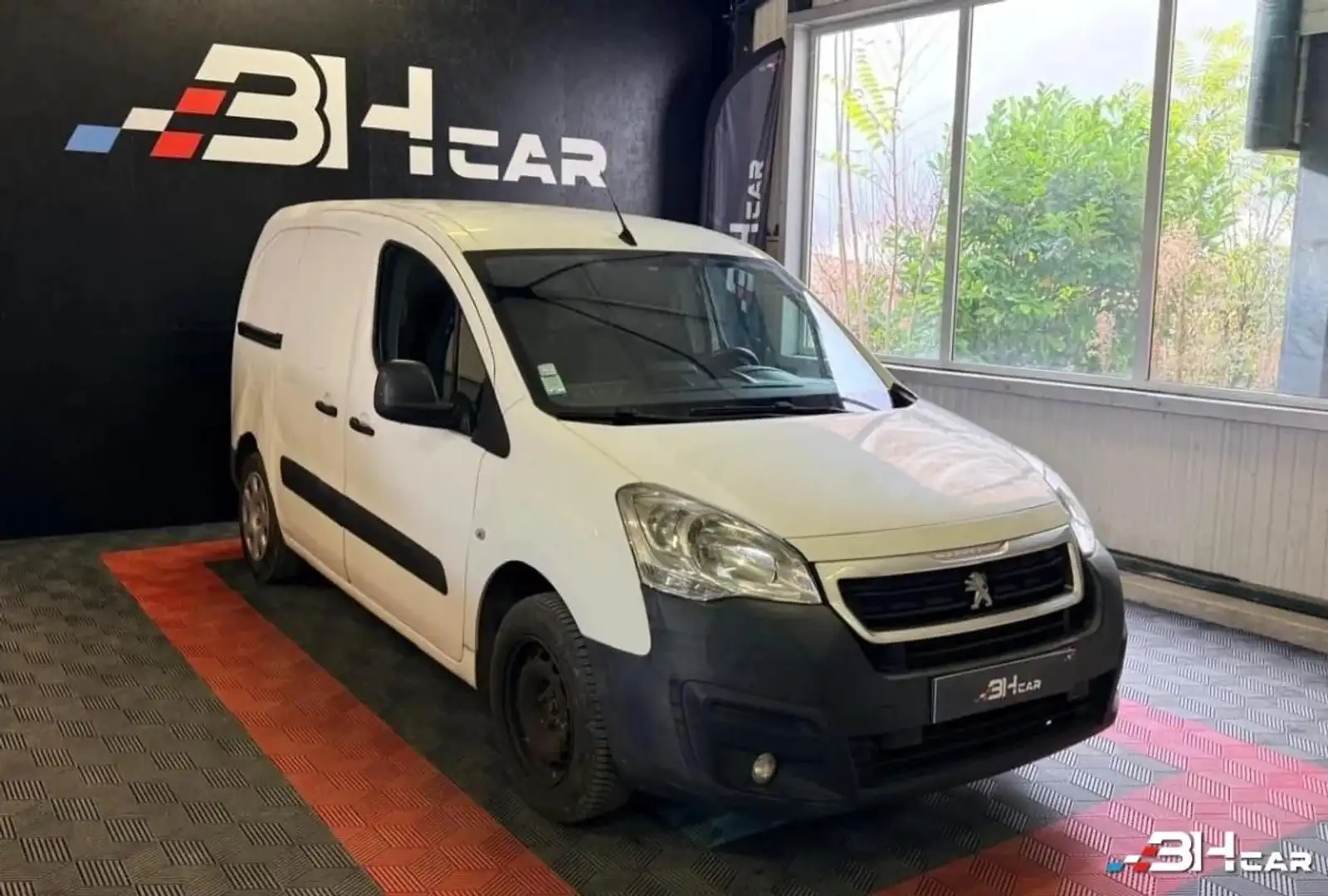 Peugeot Partner Vu FOURGON 1.6 BLUEHDI 100 120L1H1 PREMIUM PACK START-STOP Blanc - 1