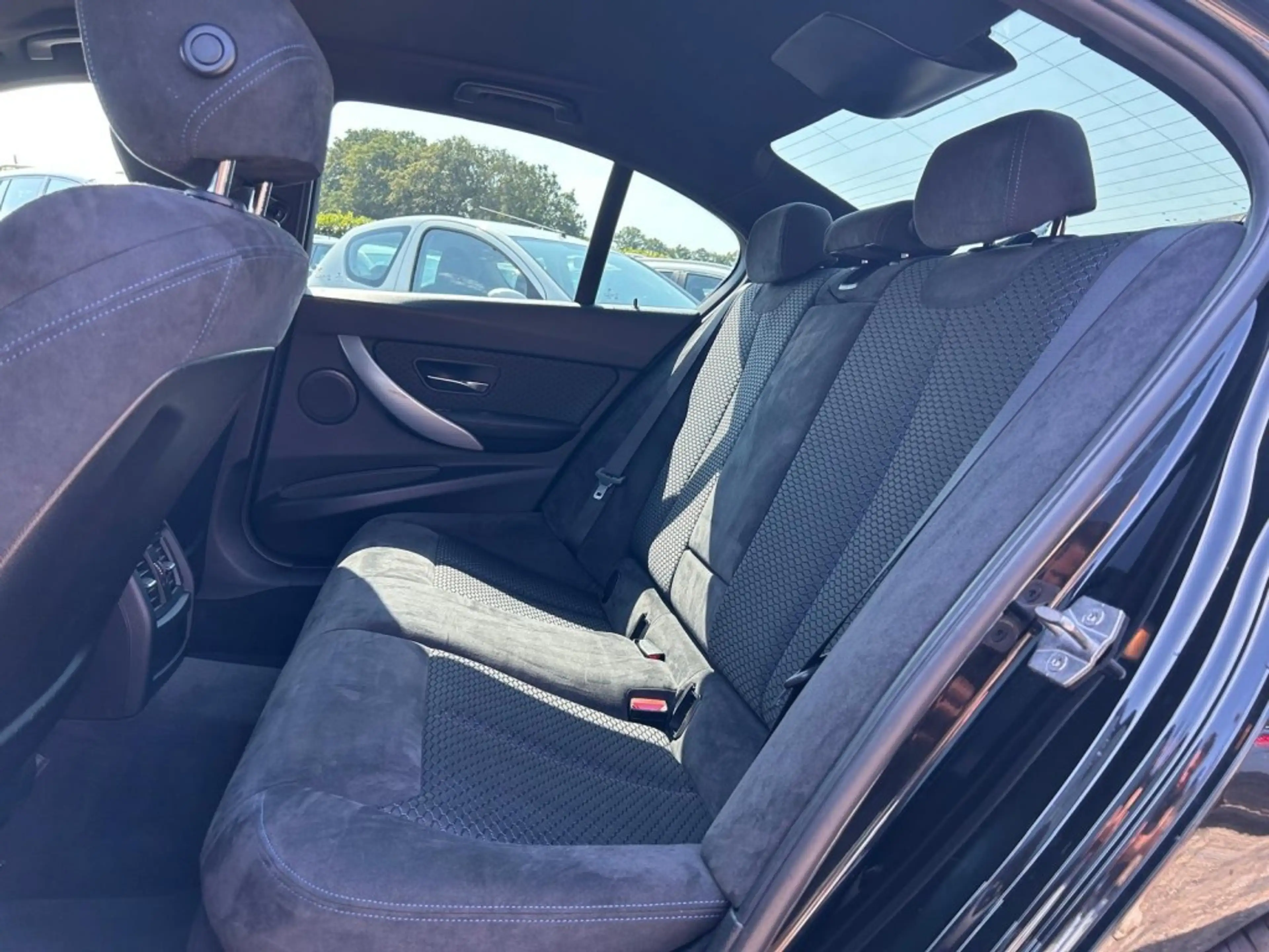 BMW 316 316I EXECUTIVE, M Sport, Alcantara, AUT, Cruise — photo 11