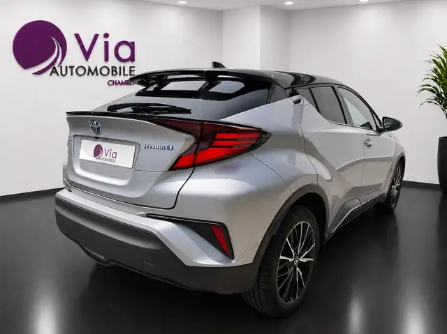 Toyota C-HR view 4