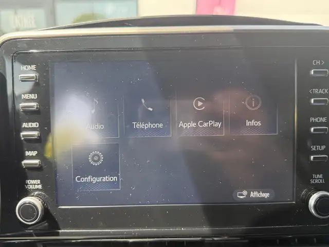Toyota C-HR view 12