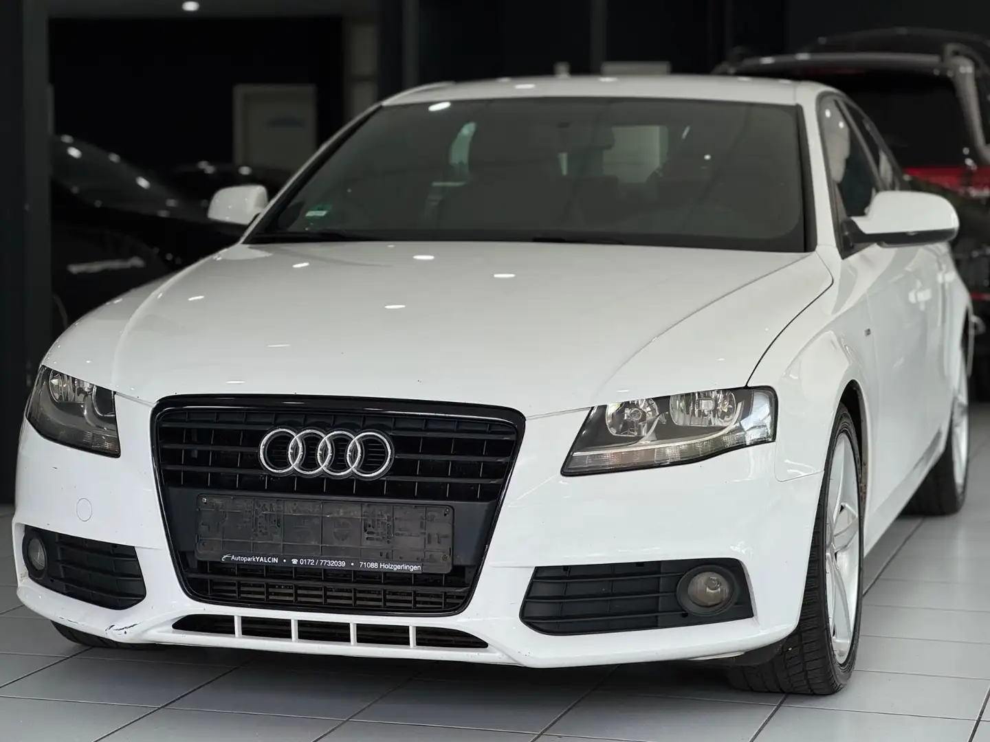 Audi A4 1.8 T *S-LINE+*S-TRO.*NAVI*T-LEDER*KETTE-NEU* Weiß - 1