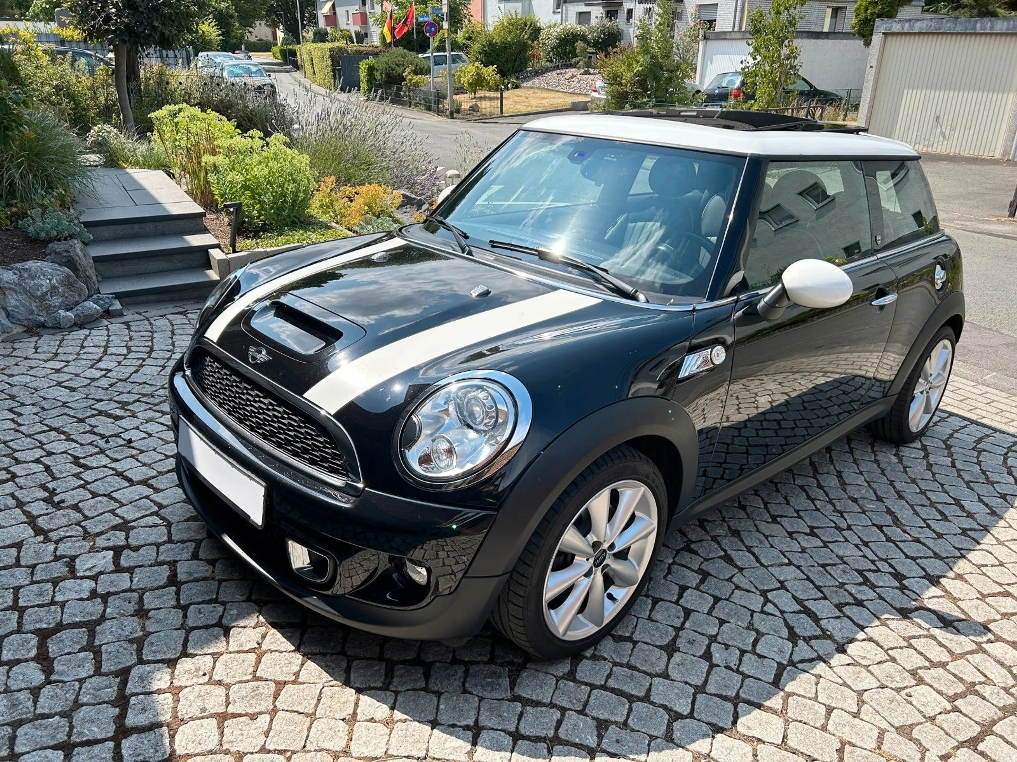 MINI Cooper S / 2.Hd. / Leder / Navi /Klima etc.