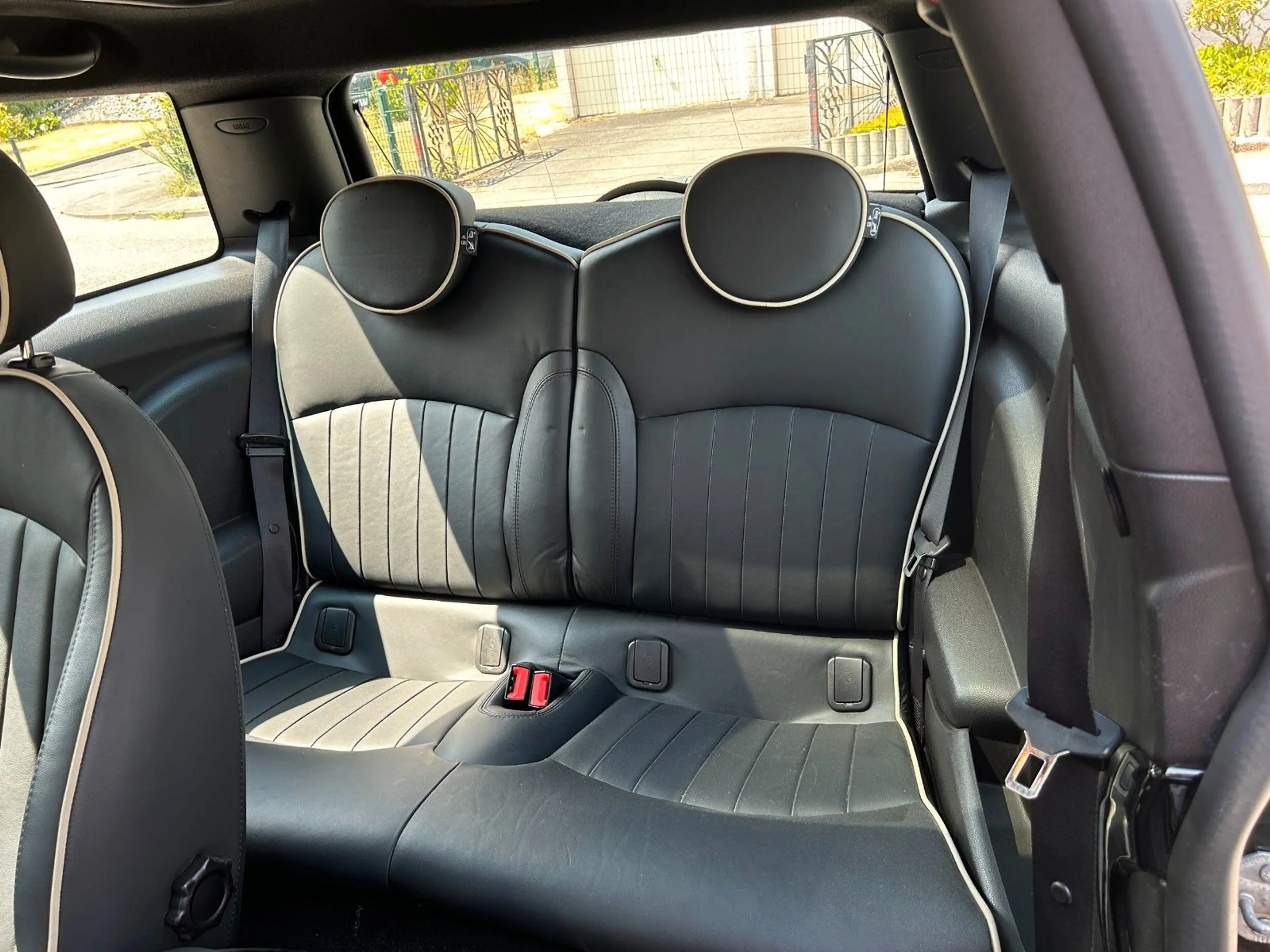 MINI Cooper S / 2.Hd. / Leder / Navi /Klima etc. — photo 6