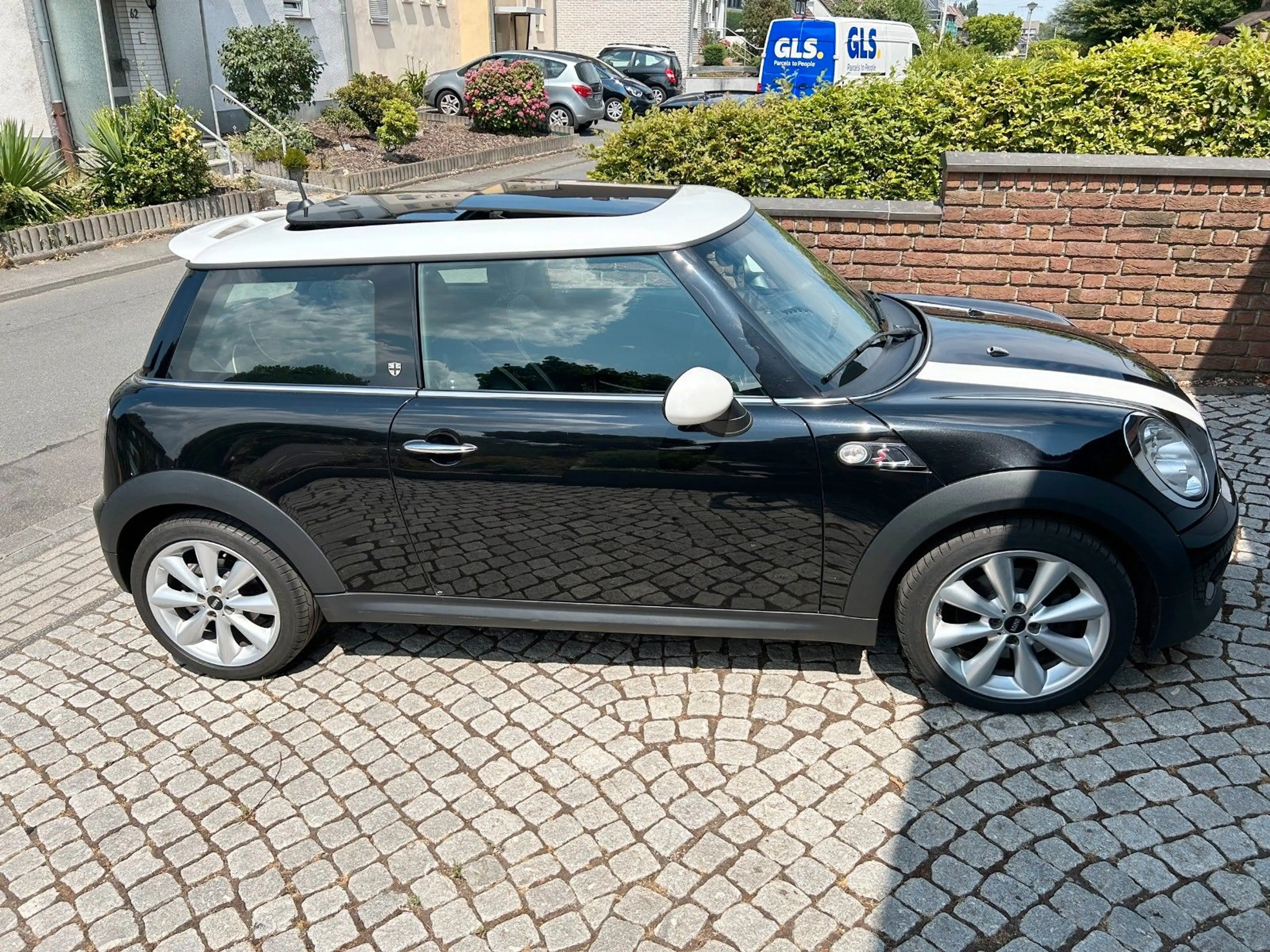 MINI Cooper S / 2.Hd. / Leder / Navi /Klima etc. — photo 13