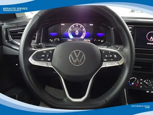 Volkswagen Taigo view 4