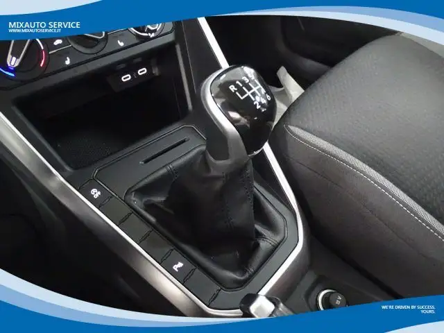 Volkswagen Taigo view 7