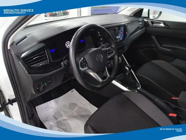 Volkswagen Taigo view 3