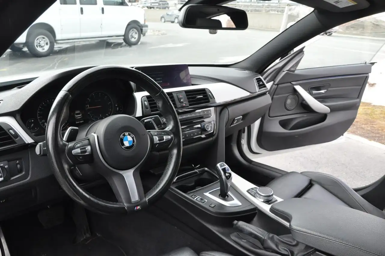 BMW 4 Series снимка BMW 4 Series