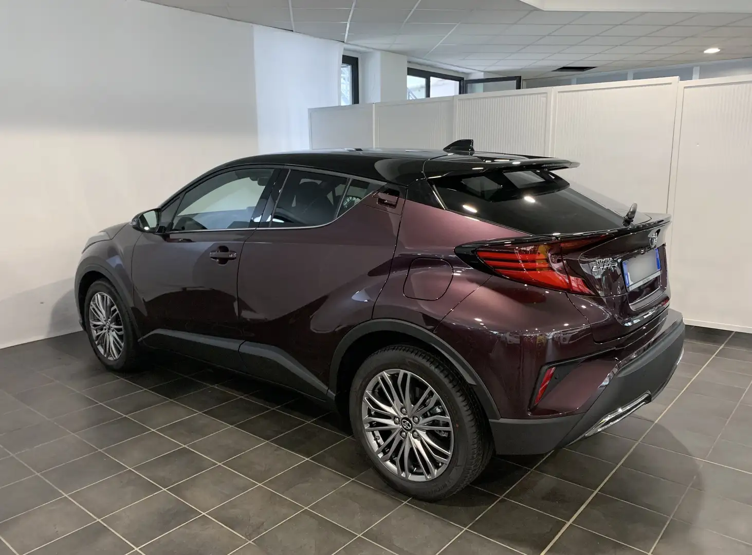 Toyota C-HR C-HR 2.0h Lounge e-cvt - 2