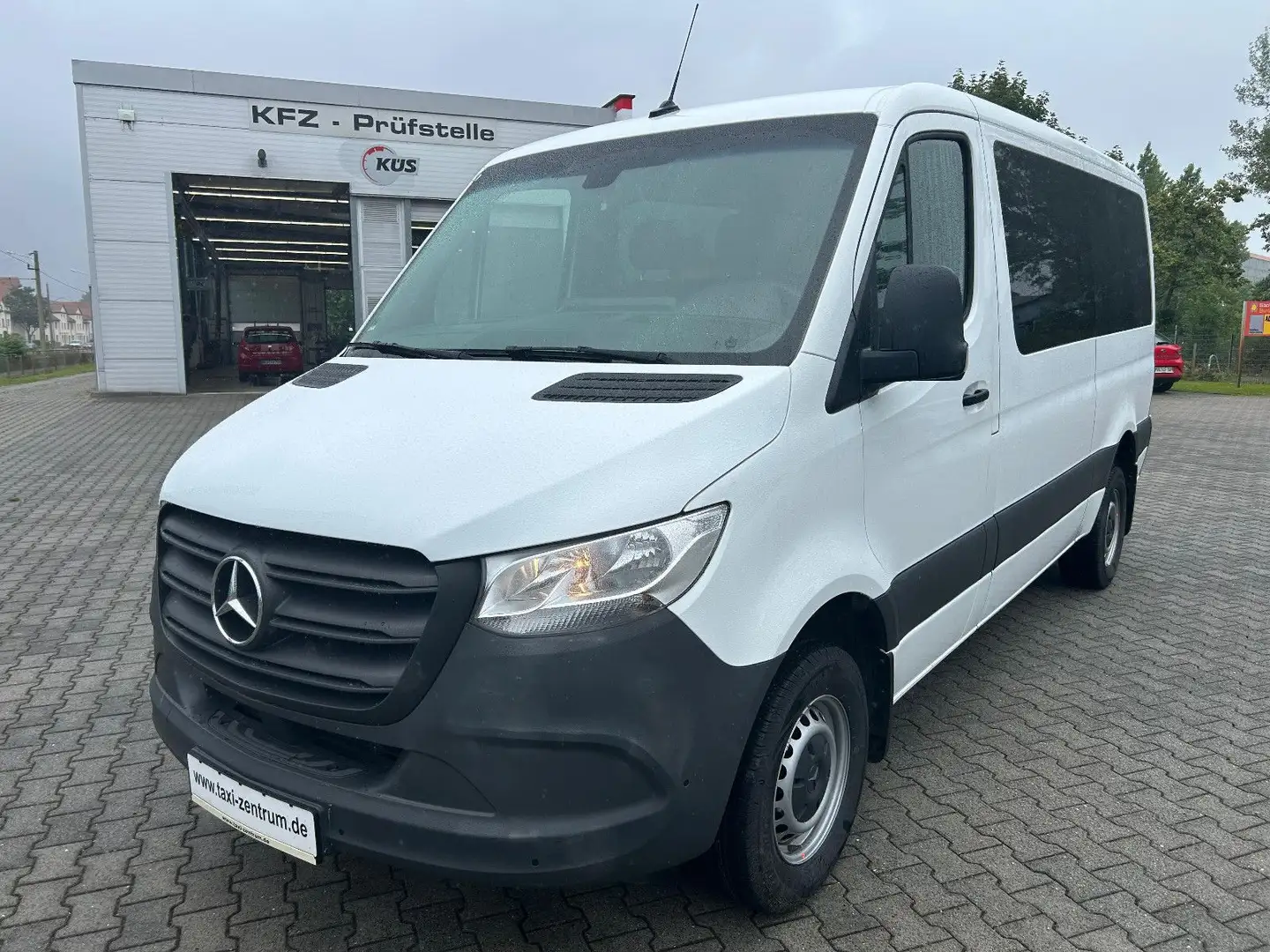 Mercedes-Benz Sprinter II 311 CDI RWD lang 1.HAND DAB KAMERA Weiß - 1