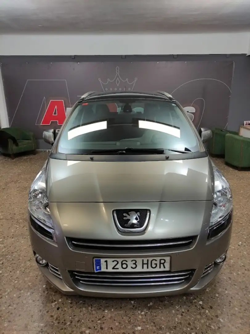 Peugeot 5008 1.6HDI FAP Allure 110 Beżowy - 2
